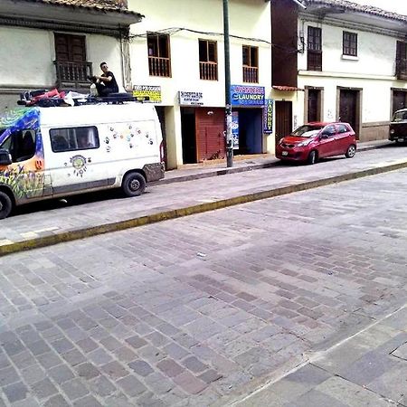 Hostal Kuntur Cuzco Exterior foto